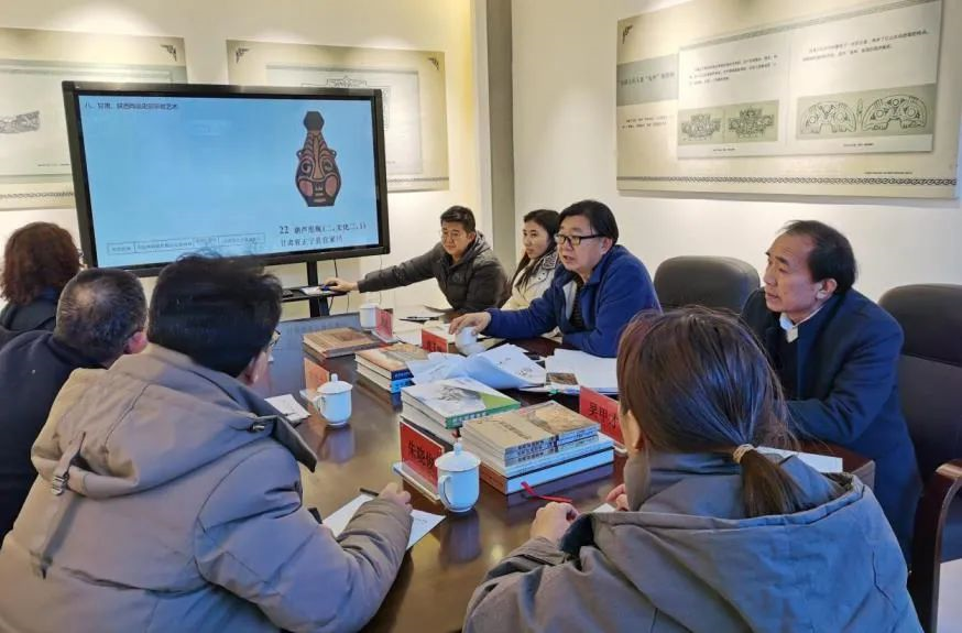 内蒙古社科联和新葡的京集团网址举办中华早期文明学术研讨会